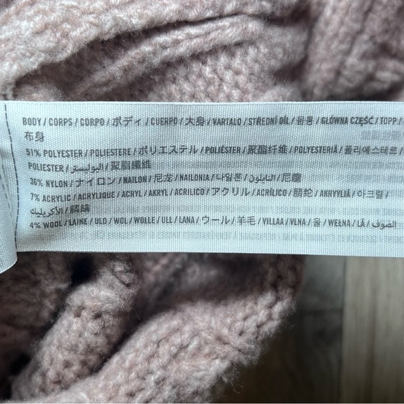 Abercrombie and Fitch Women's Cable Knit Sweater - Pink Size XS - Picture 11 of 11